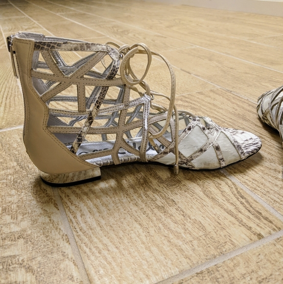 Sam Edelman Denver Sandals in Ivory (Size 5) - Picture 4 of 5